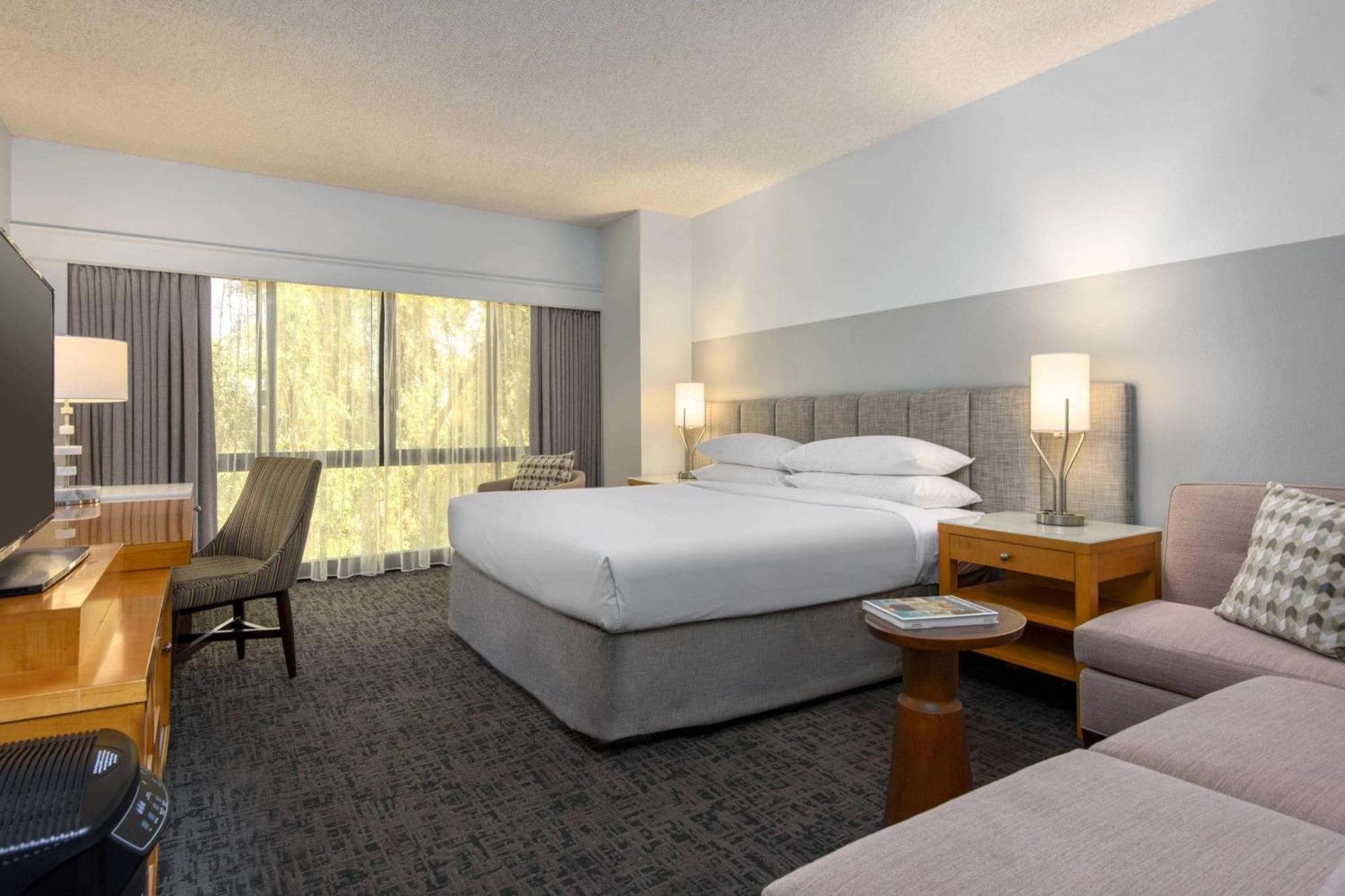 King Room No Resort Fees,1643156251:JPEG