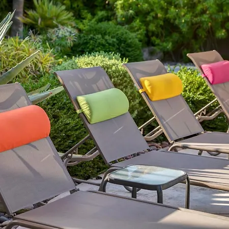 Avance Hotel-2